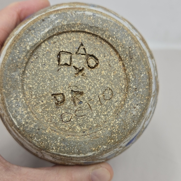 Rustic Pottery Vase Brown & Blue Dripped Glaze Round 7x4 Circumference 12.75 - Picture 6 of 10